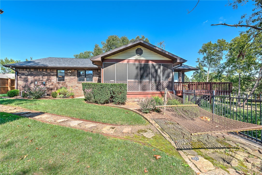 A & A 1st Rev Bentonville - Residential