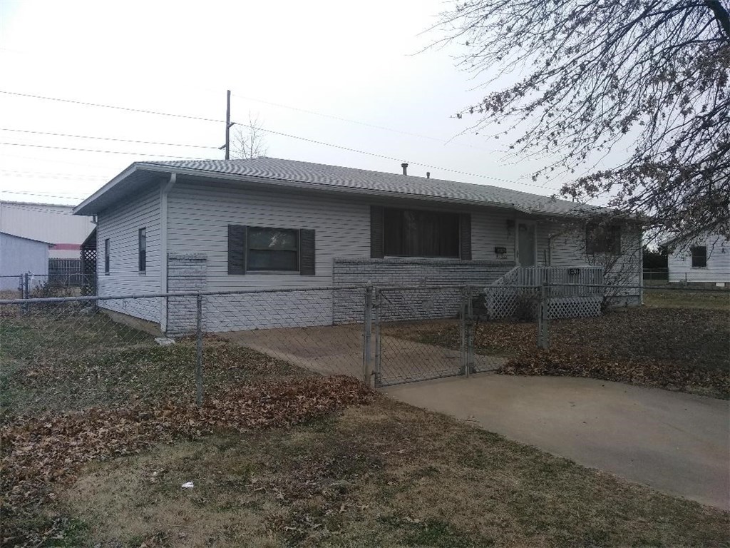 Great Starter Home, You need see