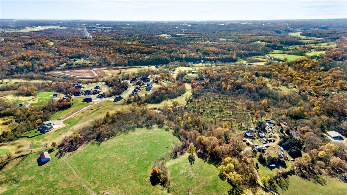 Pea Ridge - Land