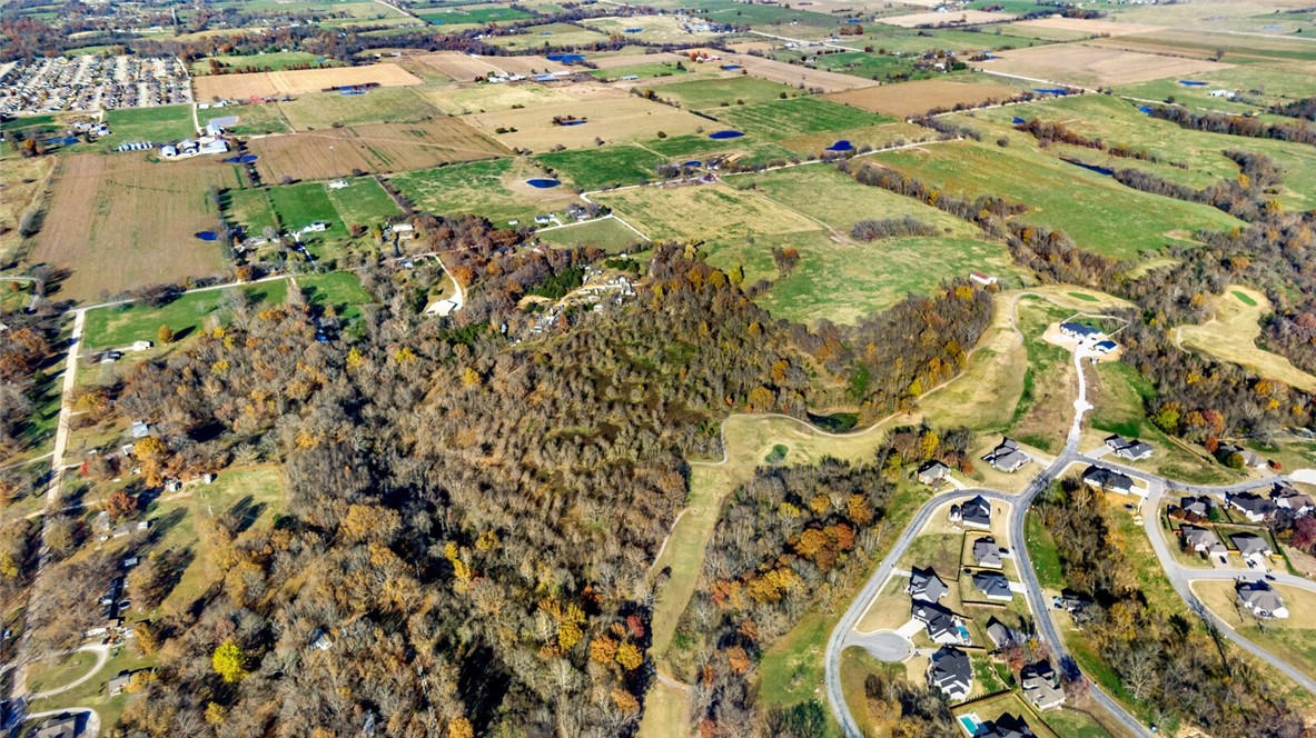 Pea Ridge - Land