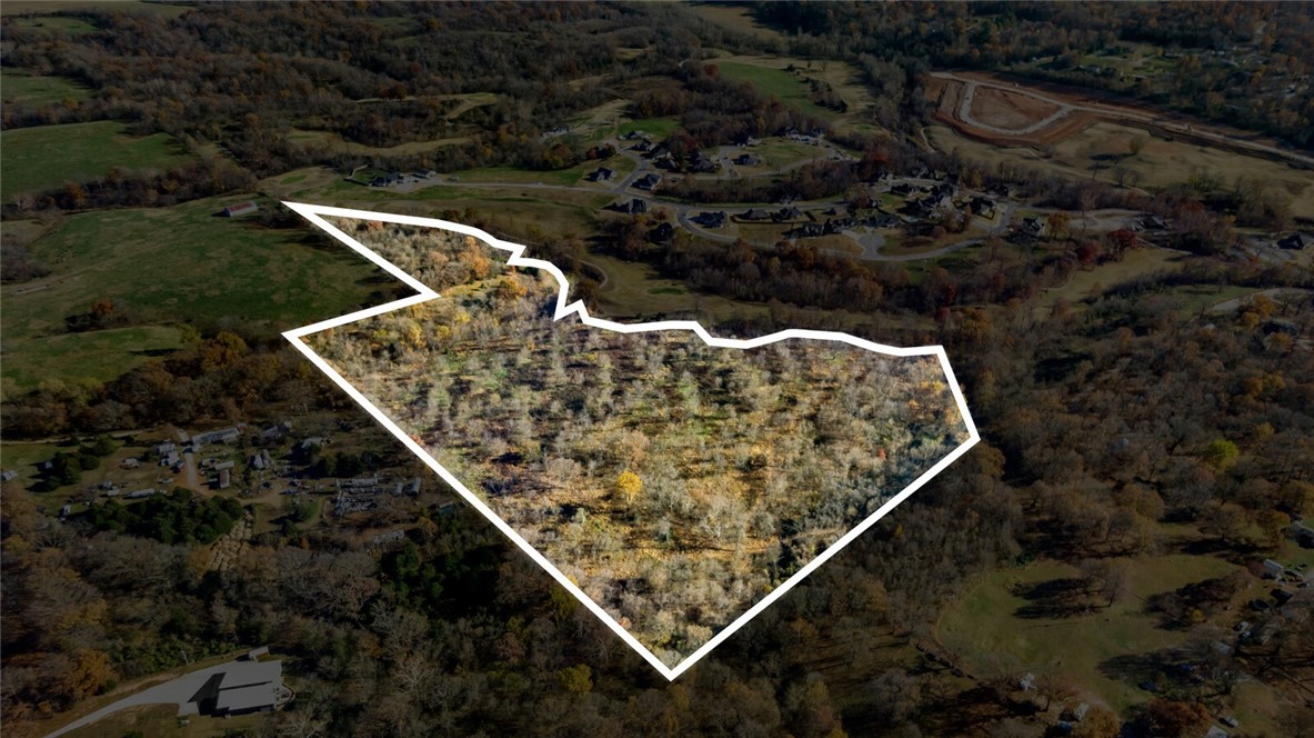 Pea Ridge - Land