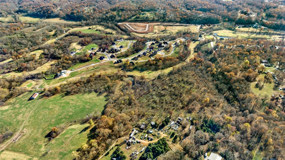 Pea Ridge - Land