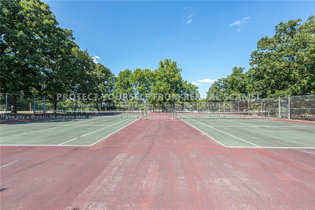 Brompton Courts Bvv - Residential Lease