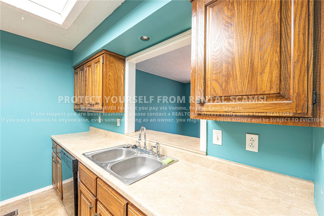 Brompton Courts Bvv - Residential Lease