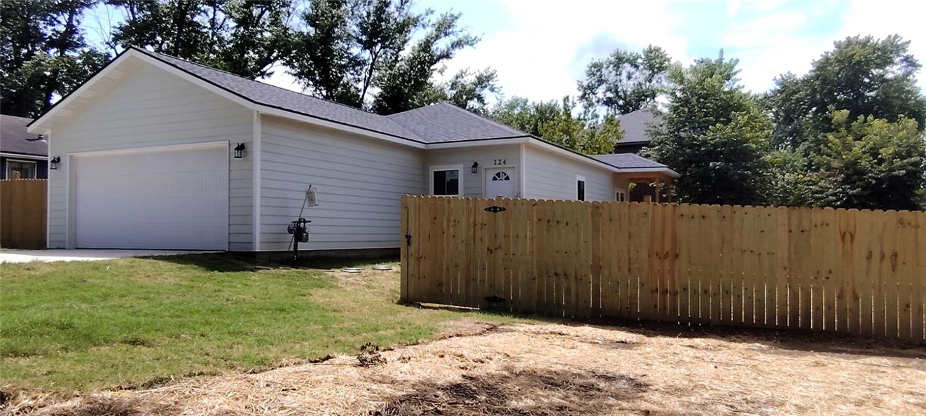 BEAUCHAMPS ADD-SILOAM SPRINGS - Residential