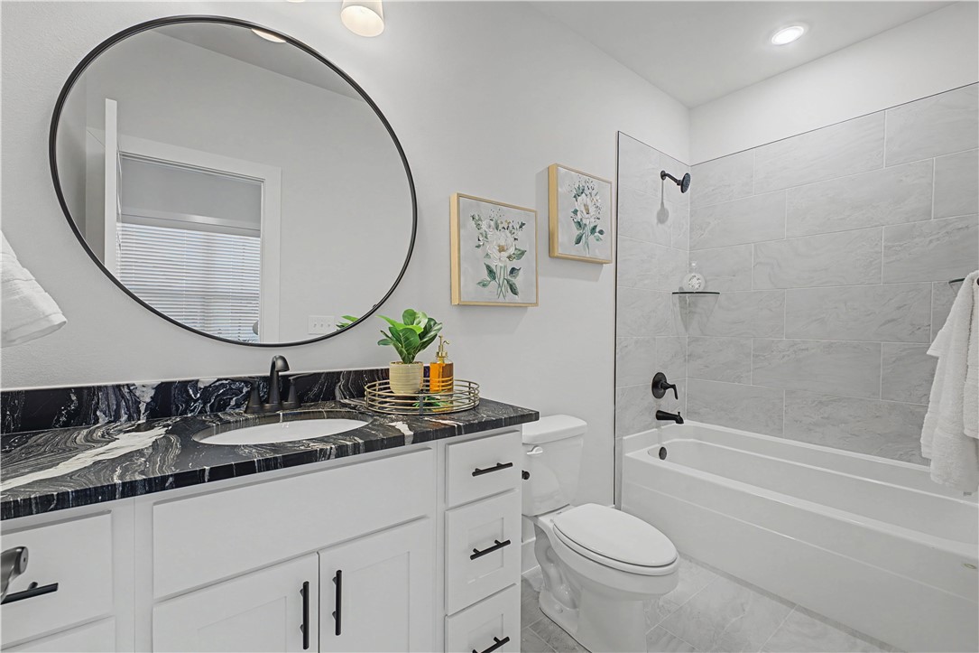 MAPLE ESTATES PH III-CENTERTON - Residential