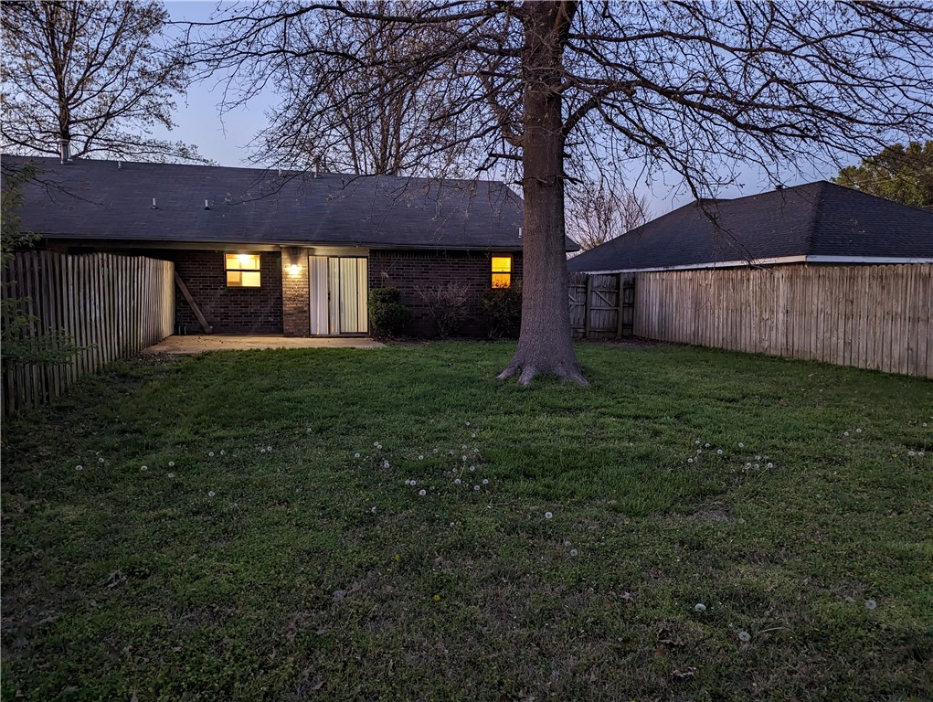 Oaks Add Ph II - Residential Lease