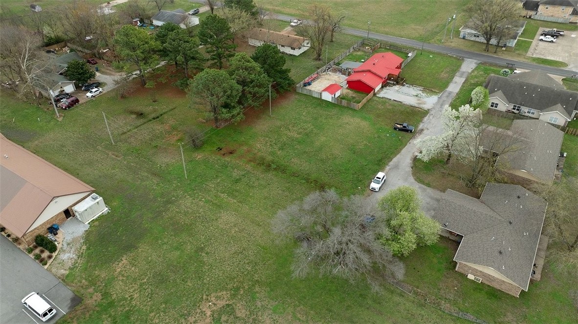 .42 acre vacant property on quiet cul-de-sac in convenient Gentry neighborhood. Zoned R-2 Medium Density/Duplex per City of Gentry, perfect for multi-family - multi generational development.
Great investment opportunity. Walking distance to grocery store, convenient stores, restaurants, and downtown Gentry. Easy access to both Rt 59 and Rt 12.