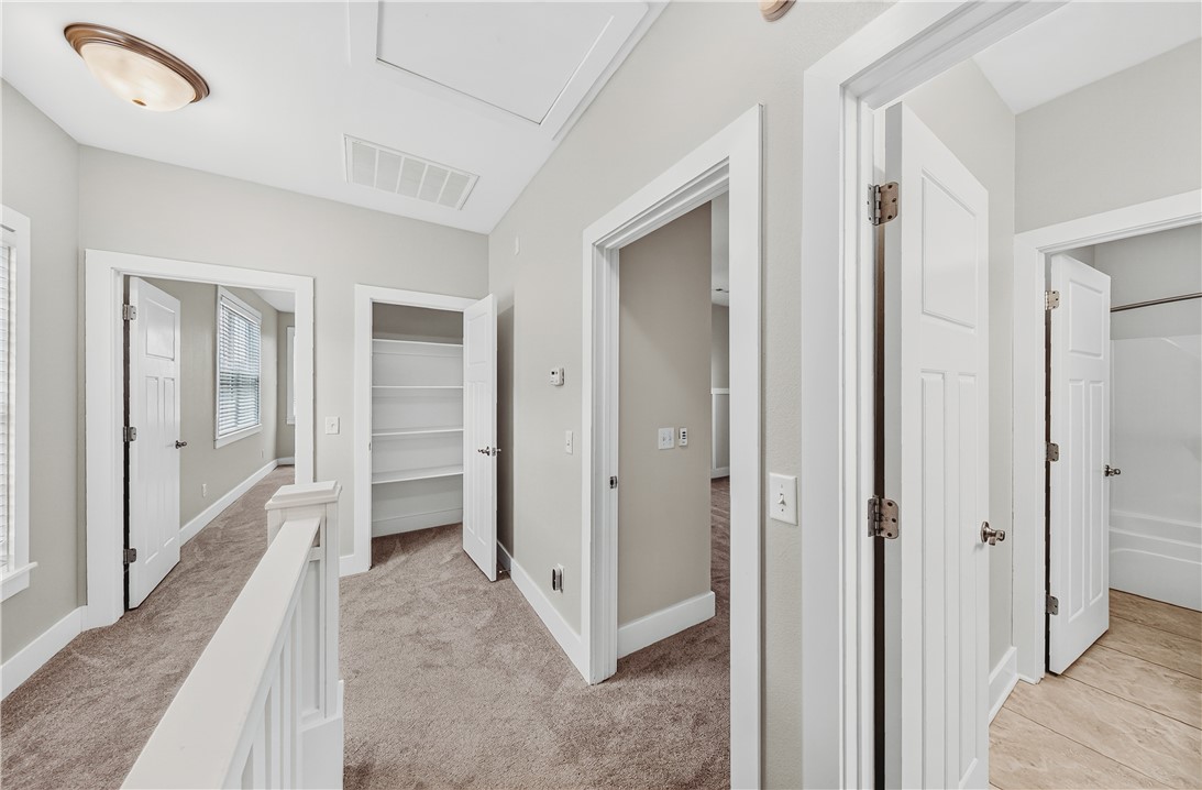Oldetown Estates Rogers - Residential