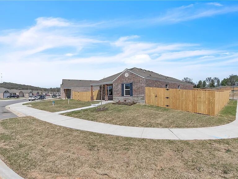Cliff Terrace - Residential