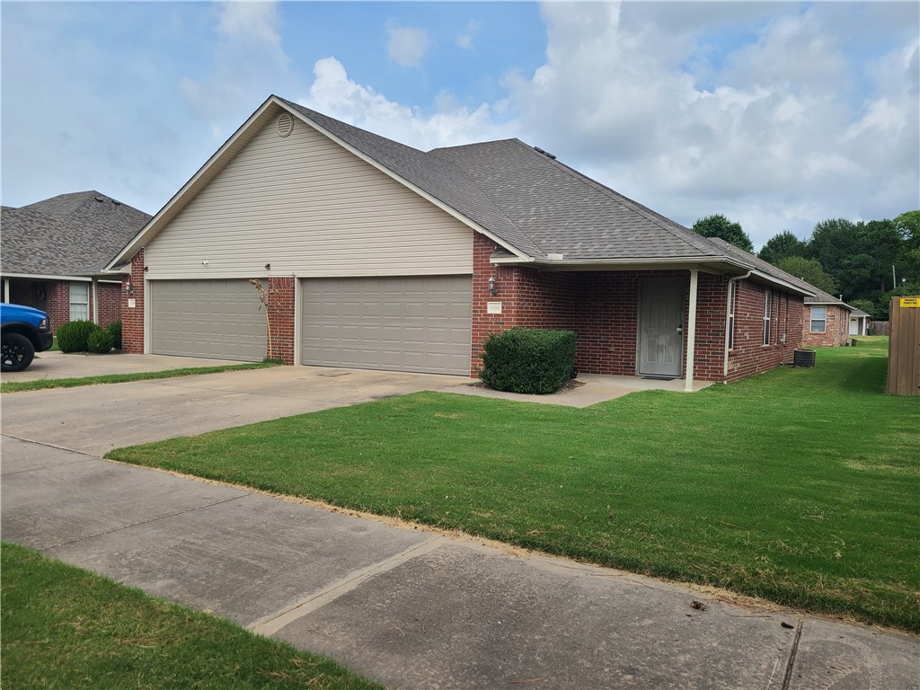 Conveniently located by U of A campus, bus stop, and I-49. Check out this 3 bed, 2 bath, 2 car garage duplex. Offers so much space with lots of closets. All major appliances are included.
