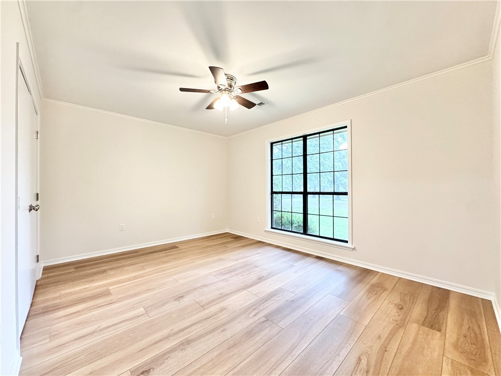 Country Club Estates - Residential Lease
