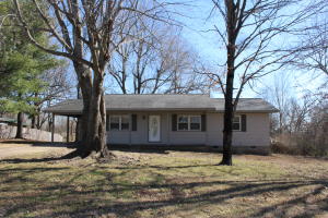 Here's a move in ready 3BR/2BA home in Valley Springs School District with huge back yard, deck, outside storage room in carport & large master bedroom located on near level lot on low traffic street. Perfect for a first time home buyer.