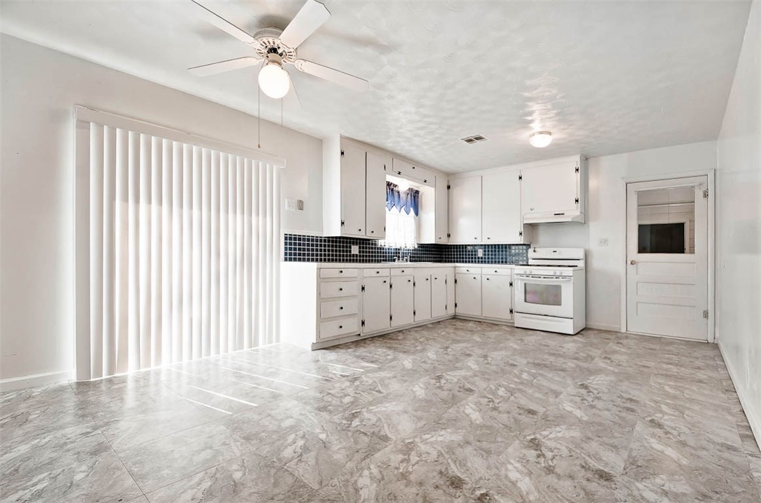 Darby Place Siloam Spgs - Residential
