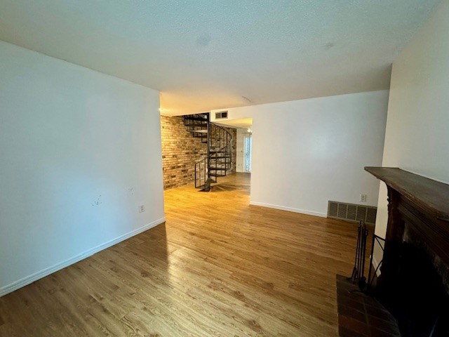 PUTMANS ADD - Residential Lease