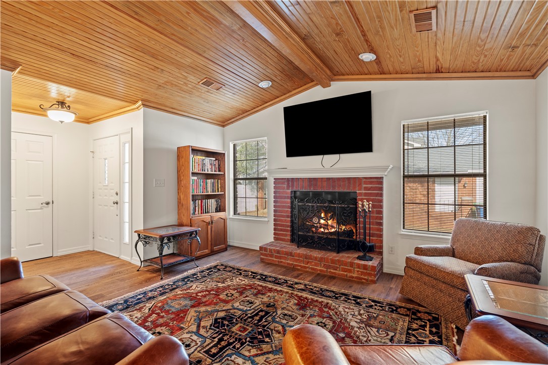 Brooken Oaks - Residential