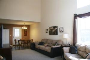 A Thousand Oaks & A Few Maples - Residential