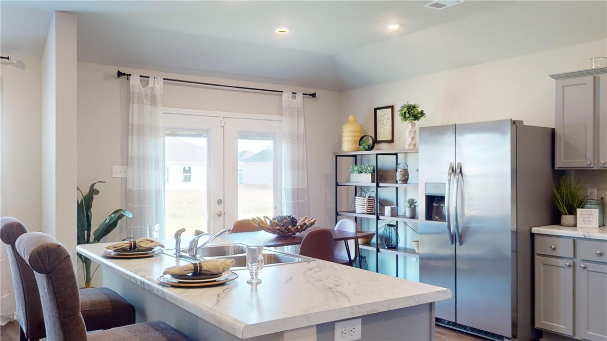 STOKENBURY FARMS PH VI - Residential