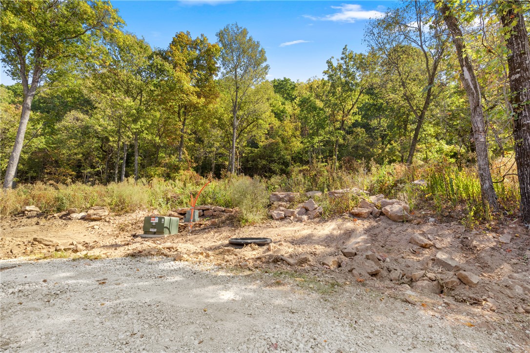 Round Mountain Estates - Land