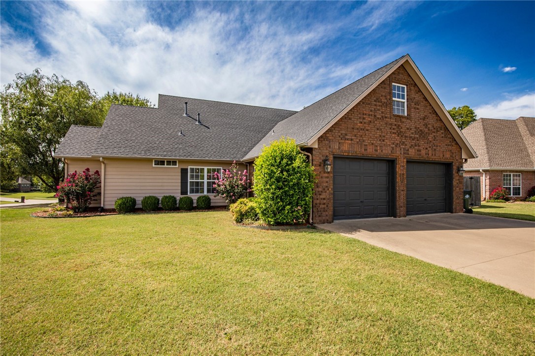 North Club House Estates - Residential