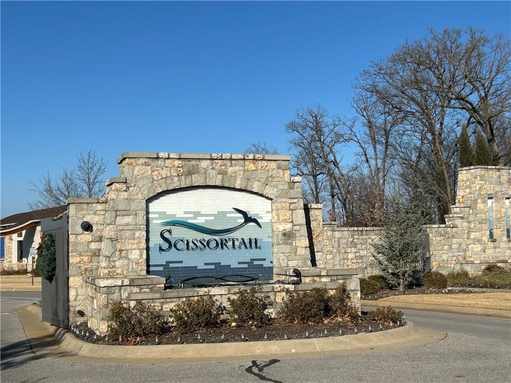 Build your dream home on this beautiful 0.57-acre lot in highly sought-after Scissortail! Lot 30 sits on Habitat Ln with no fear of neighbors behind you, offering rare privacy in one of Bentonville’s fastest-growing areas. A utility easement behind the property helps preserve your view and added enjoyment. Residents enjoy top-tier amenities including a clubhouse, fitness center, two pools, playground, and sports court — all just minutes from Topgolf, The Promenade, I-49 access, and the shopping, dining, and conveniences that make Northwest Arkansas so desirable.