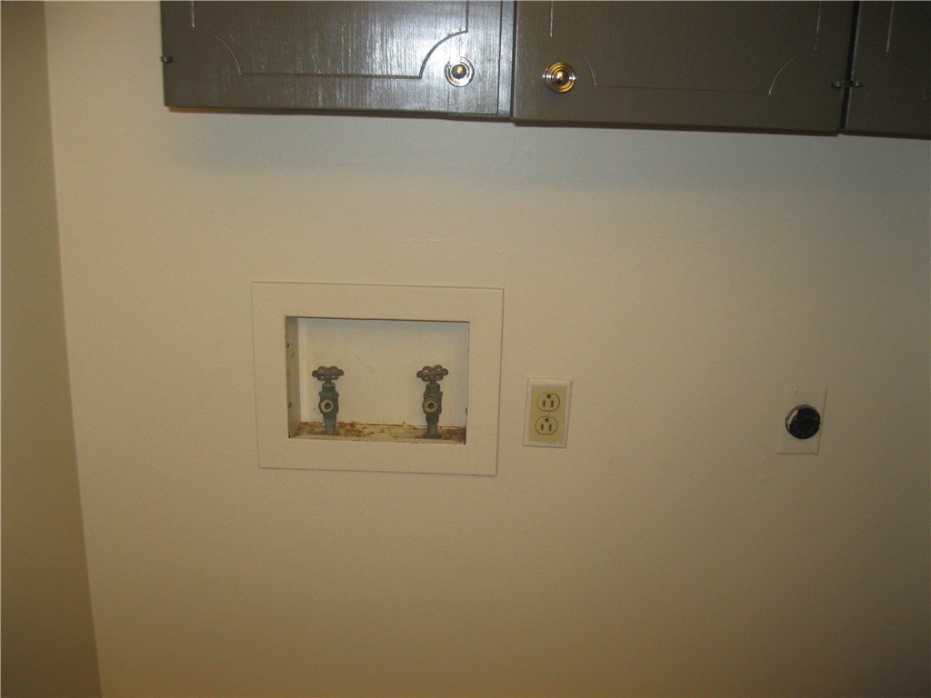 Avondale 2 - Residential Lease