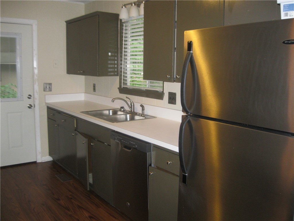 Avondale 2 - Residential Lease