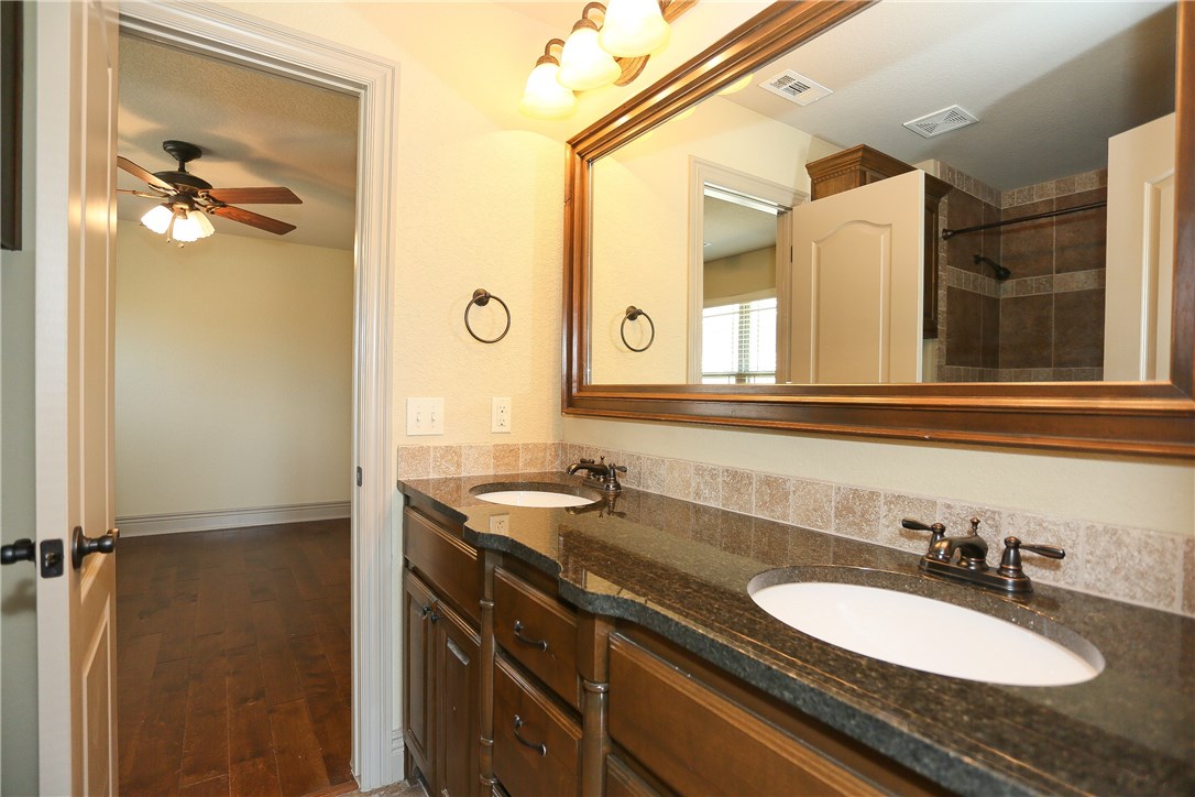 Warren Glen - Residential