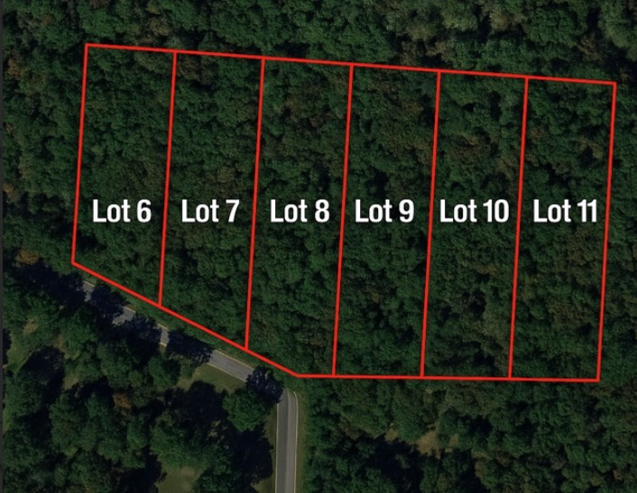 Located in the Mountain View Heights Addition in Dardanelle, Arkansas, these available lots offer an excellent opportunity to build your dream home. Water, electric, and sewer are all available at the street for easy utility access. Multiple lots are available if you’re looking for additional acreage or investment options. The seller will consider owner financing. Image shown is an approximation of lot lines. Schedule a private showing today to learn more about these properties and available lot options.