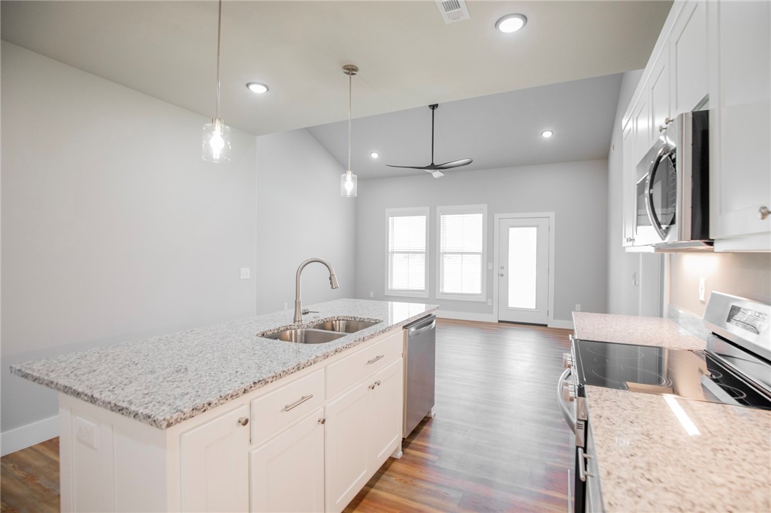 Highpointe - Residential Lease