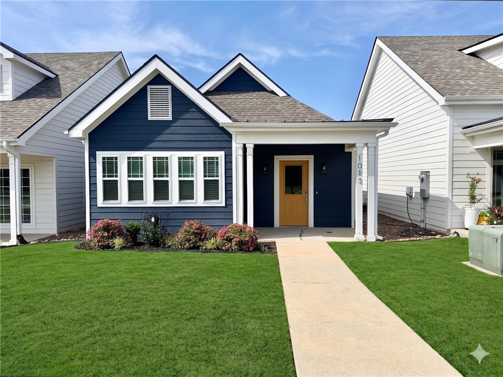 Unbeatable location near Crystal Bridges Museum, the Alice Walton School of Medicine, Downtown Bentonville & Walmart’s new campus. Enjoy a vibrant community with top-tier amenities, including a clubhouse, pool, pickleball court, dog park, yard maintenance & access to the countries top premier mountain biking trails. Fitzgerald floor plan boasts LVP flooring, crown molding, blinds, ample storage & countertops, Frigidaire stainless steel appliances, refrigerator, a pantry, tons of storage & abundant natural light. Spacious primary suite includes a perfect ensuite bathroom with walk-in tile shower, double sinks, & large walk-in closet. Patio perfect for entertaining! Oversized garage with ample storage.