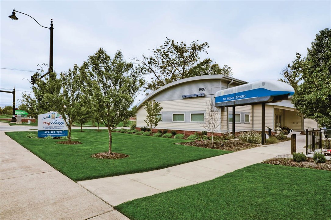 Incoming Producing! 2 Buildings - totaling 7,180SF. Medical office finish out. Well maintained interiors. Excellent location. 
7.24% Cap Rate. $231,000 income annually. Property generates $32.26PSF. Leased through 2027. NNN Leases