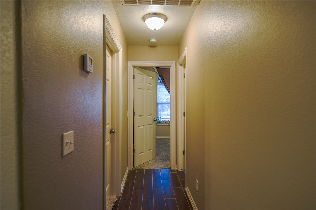 Post Meadows Rogers - Residential