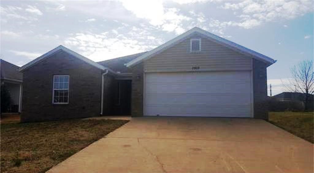 Cute 3 bedroom 2 bath home in great location. Kitchen, laundry and bathrooms have tile floor, bedrooms and living room have new carpet. Gas log fireplace in living room. Master bedroom has trey ceiling and walk-in closet. Bedroom 2 has two closets. Laundry area has a cabinet above washer for storage. Two hall closets for extra storage space. Privacy fenced back yard with patio.  This is a NON-smoking home.  RENTERS INSURANCE IS REQUIRED AND MUST HAVE PROOF PRIOR TO OCCUPANCY