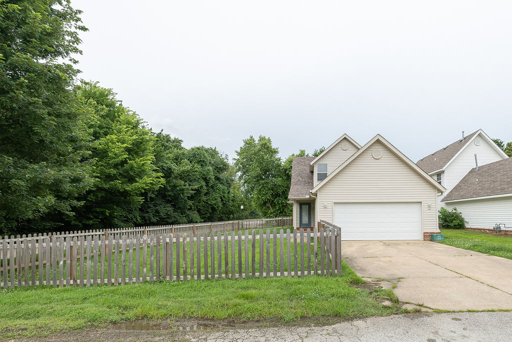 Salem Village - Residential