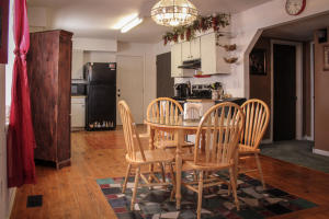 Haddox Springs Villa - Residential