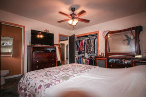 Haddox Springs Villa - Residential