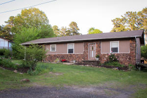 Haddox Springs Villa - Residential