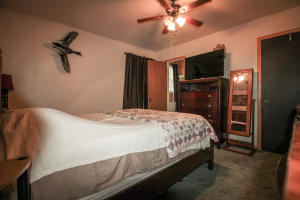 Haddox Springs Villa - Residential