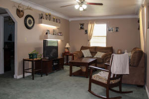 Haddox Springs Villa - Residential