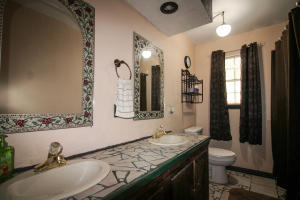 Haddox Springs Villa - Residential