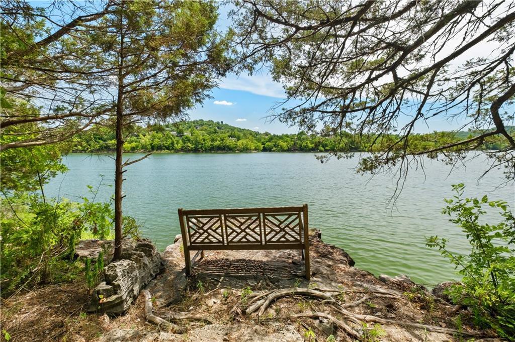 Oaks Landing On Table Rock Lake - Residential