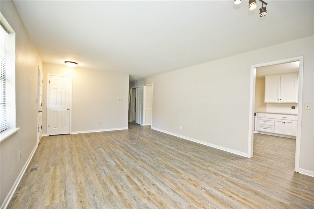 Westwood Hills Rogers - Residential Lease