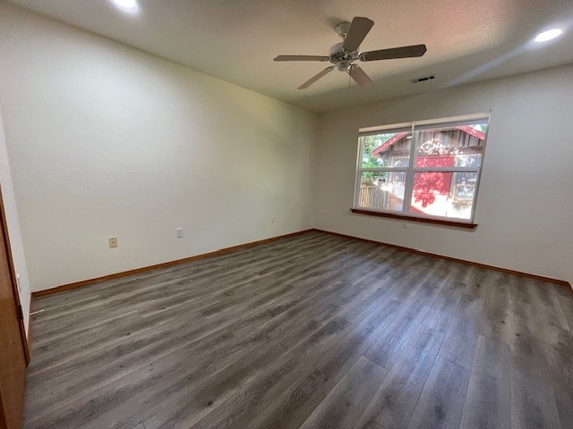 Oak Village Sub Rogers - Residential Lease