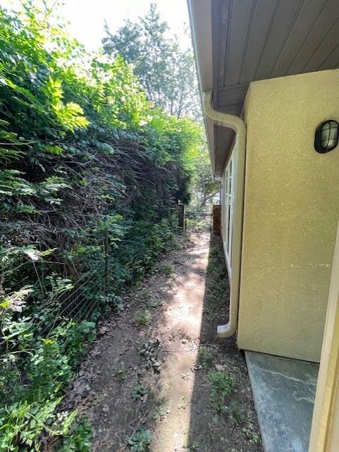 Oak Village Sub Rogers - Residential Lease