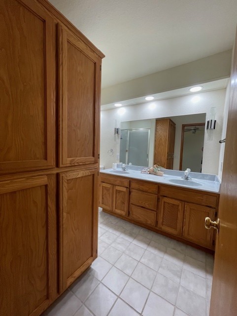 Oak Village Sub Rogers - Residential Lease