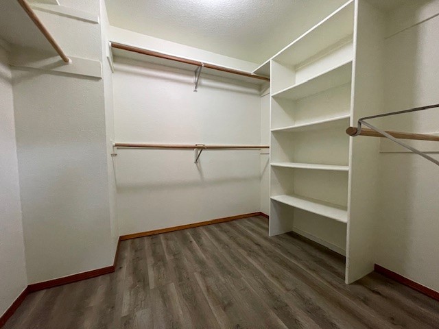Oak Village Sub Rogers - Residential Lease