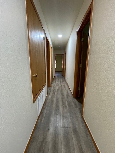 Oak Village Sub Rogers - Residential Lease