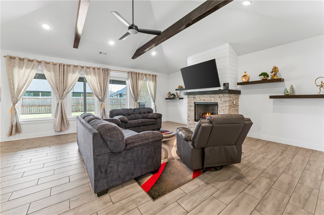 Maple Estates Ph Ii Centerton - Residential