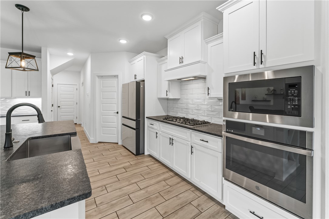 Maple Estates Ph Ii Centerton - Residential